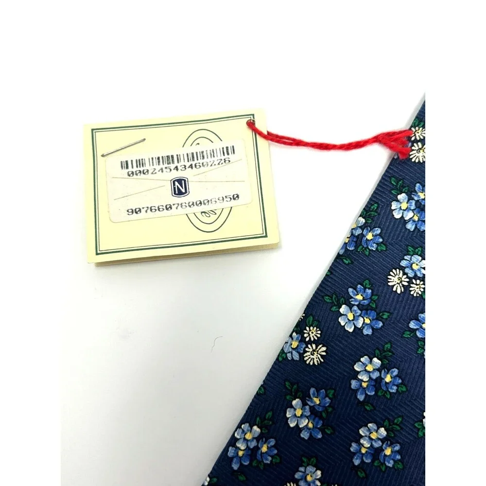 Faconnable Nordstrom Men’s Silk Tie Navy Blue Floral France  57.25 x 3.75